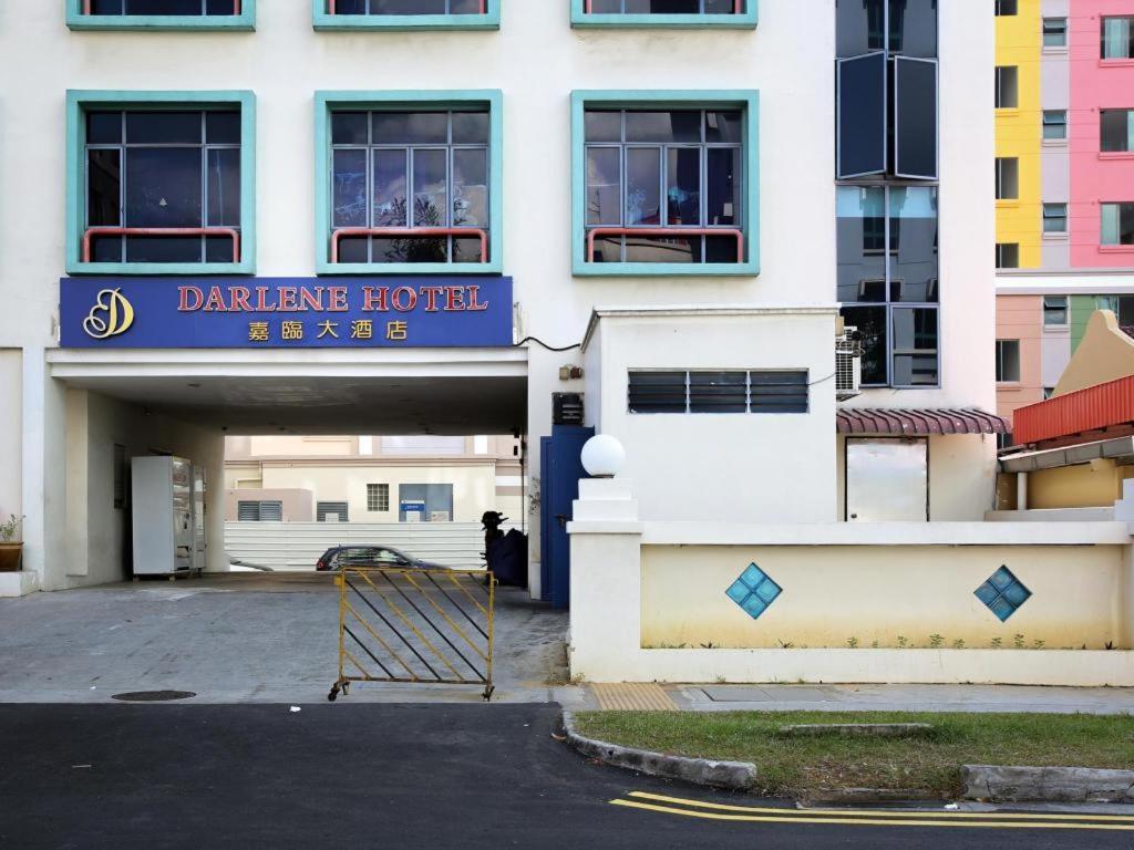Darlene 2* Singapura